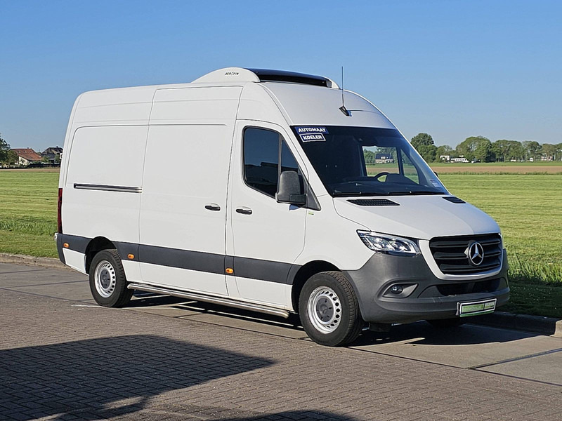 Mercedes-Benz Sprinter 317 koelwagen EURO6 - 냉동 밴 : 사진 5 Mercedes-Benz Sprinter 317 koelwagen EURO6 - 냉동 밴 : 사진 5