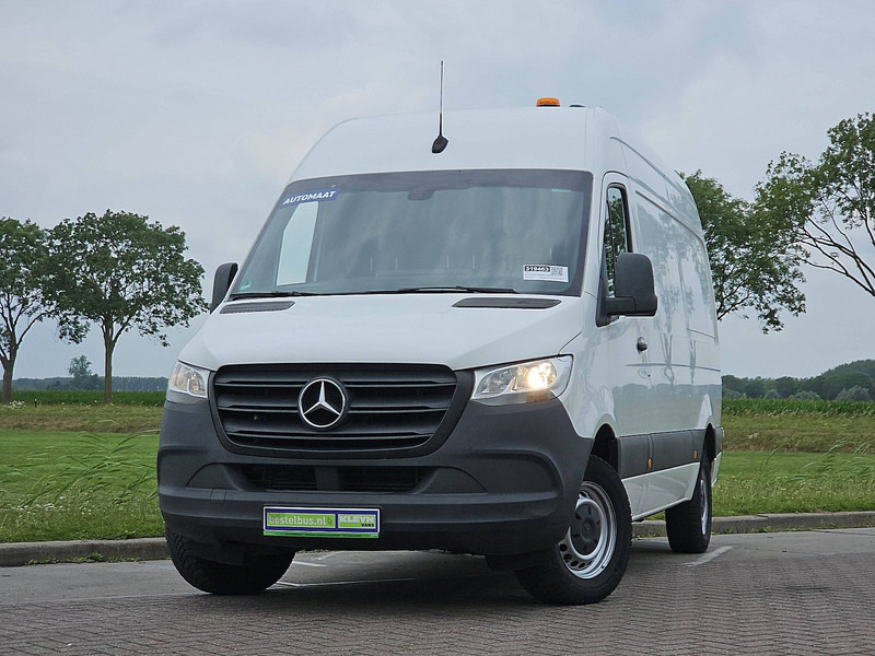 Mercedes-Benz Sprinter 319 L2H2 V6 3.5t-Trekh. - 패널 밴 : 사진 1 Mercedes-Benz Sprinter 319 L2H2 V6 3.5t-Trekh. - 패널 밴 : 사진 1