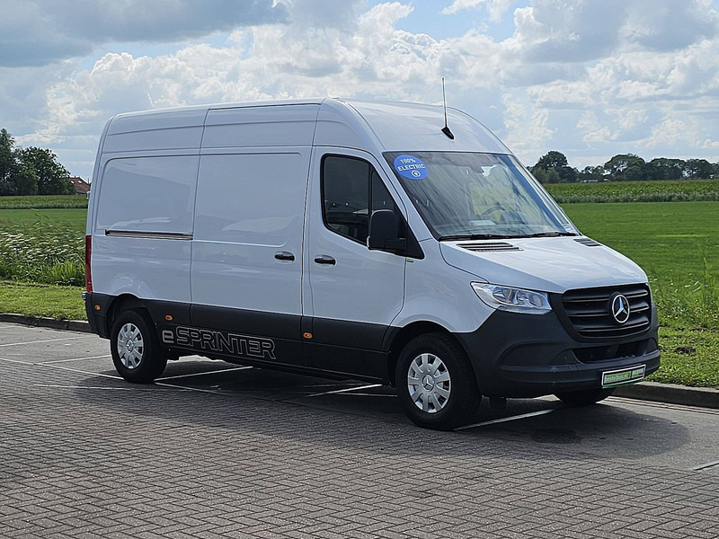 Mercedes-Benz eSprinter L2H2 41kWh Automaat! - 패널 밴, 전기 밴 : 사진 5 Mercedes-Benz eSprinter L2H2 41kWh Automaat! - 패널 밴, 전기 밴 : 사진 5