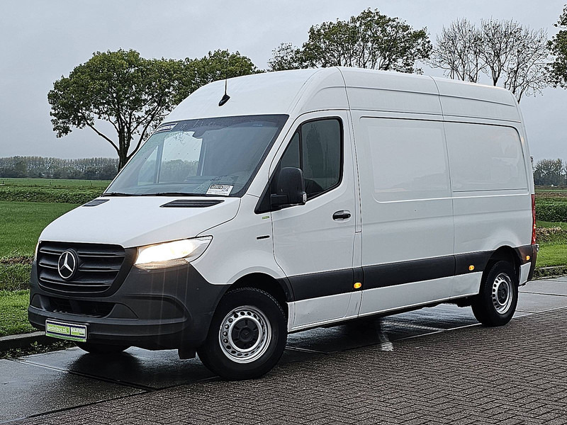 Mercedes-Benz eSprinter  L2H2 Elektrisch AC! - 패널 밴, 전기 밴 : 사진 2 Mercedes-Benz eSprinter  L2H2 Elektrisch AC! - 패널 밴, 전기 밴 : 사진 2