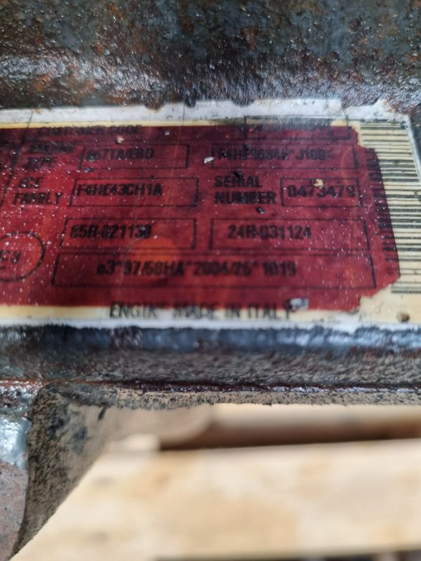 CNH FPT 667TA F4HE9684E Good used Engine (Agri) - 엔진 농업용 기계 용 : 사진 2 CNH FPT 667TA F4HE9684E Good used Engine (Agri) - 엔진 농업용 기계 용 : 사진 2