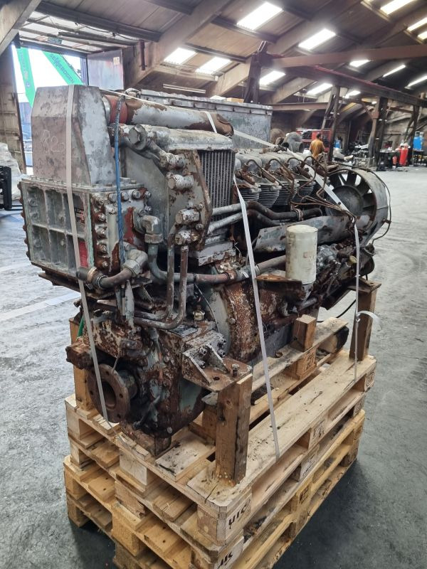 Deutz Mitsubishi BF5L913 Engine - 엔진 건설기계 용 : 사진 1 Deutz Mitsubishi BF5L913 Engine - 엔진 건설기계 용 : 사진 1