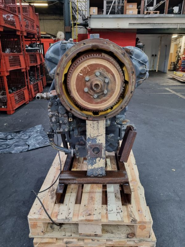 Komatsu WA320-3 Gearbox (Plant) - 기어박스 건설기계 용 : 사진 3 Komatsu WA320-3 Gearbox (Plant) - 기어박스 건설기계 용 : 사진 3