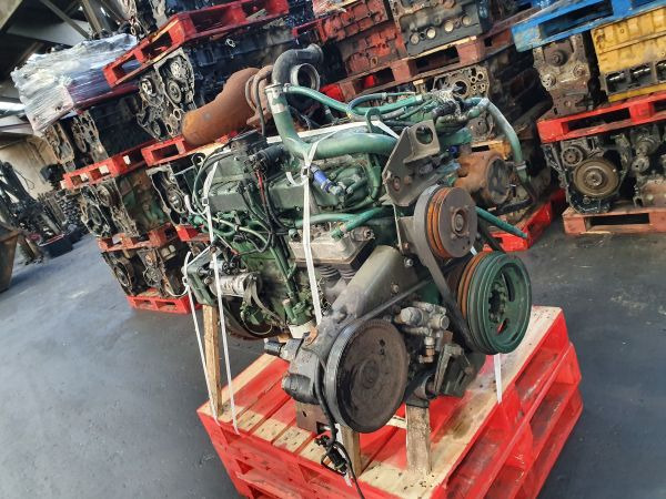 Volvo D7C215 - 엔진 : 사진 5 Volvo D7C215 - 엔진 : 사진 5