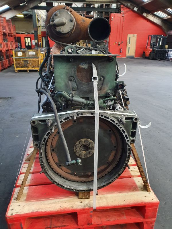 Volvo D7C215 - 엔진 : 사진 2 Volvo D7C215 - 엔진 : 사진 2