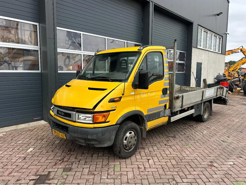 Iveco 50C13 - 자동 운반 장치 트럭 : 사진 1 Iveco 50C13 - 자동 운반 장치 트럭 : 사진 1