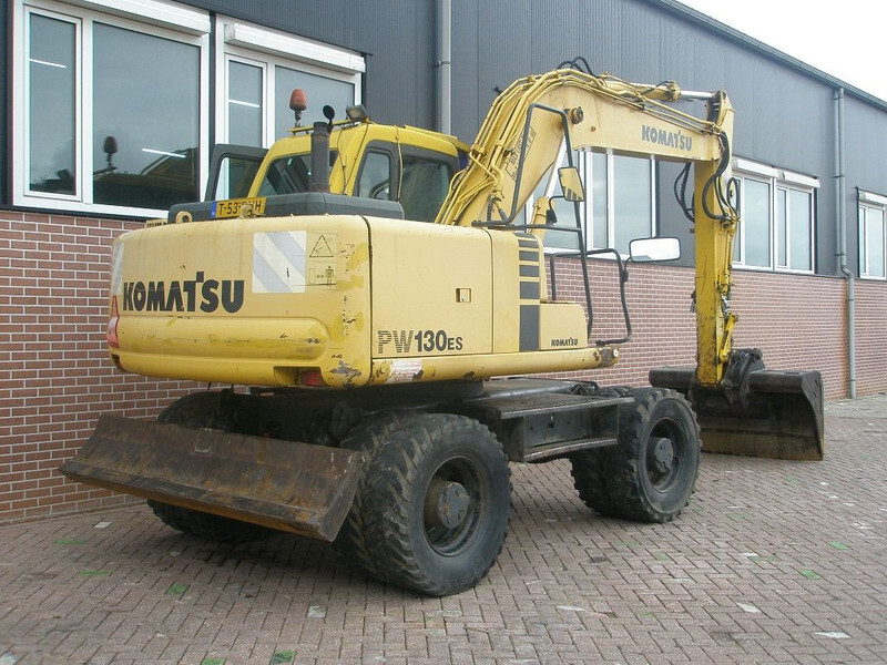 Komatsu PW 130ES-6K - 휠 굴삭기 : 사진 3 Komatsu PW 130ES-6K - 휠 굴삭기 : 사진 3