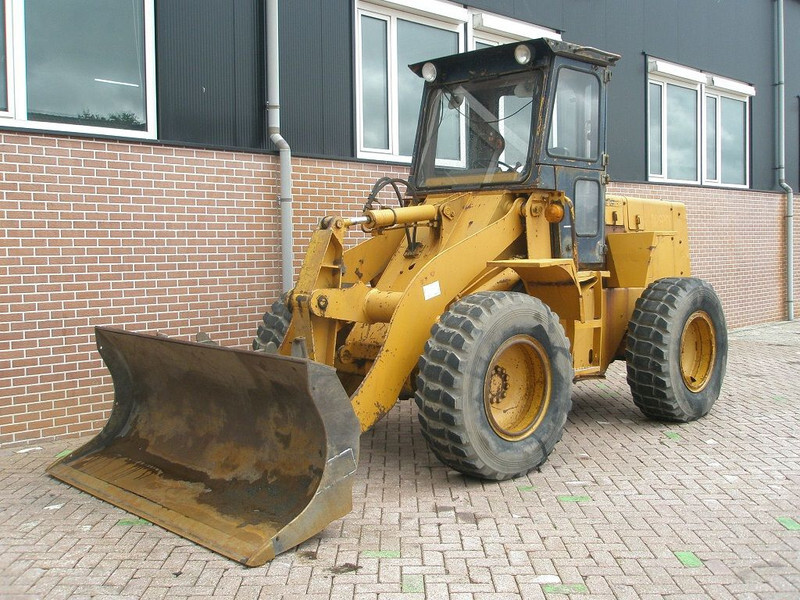 Komatsu W40-2 - 휠 로더 : 사진 1 Komatsu W40-2 - 휠 로더 : 사진 1
