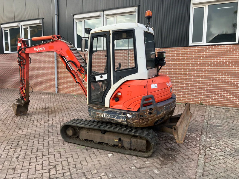 Kubota KX121-3a - 미니 굴삭기 : 사진 4 Kubota KX121-3a - 미니 굴삭기 : 사진 4