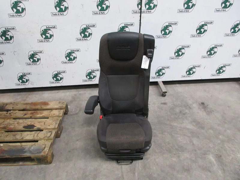 DAF 1978978//1844340 // 1844380 STOELEN SET CF XF 106 EURO 6 R+L - 좌석 트럭 용 : 사진 5 DAF 1978978//1844340 // 1844380 STOELEN SET CF XF 106 EURO 6 R+L - 좌석 트럭 용 : 사진 5