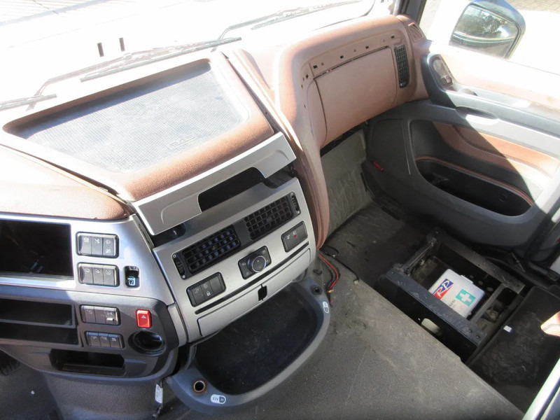 운전실 및 내부 트럭 용 DAF DAF XF 480 CABINE VOOR ONDERDELEN DONOR MODEL 2020 : 사진 14