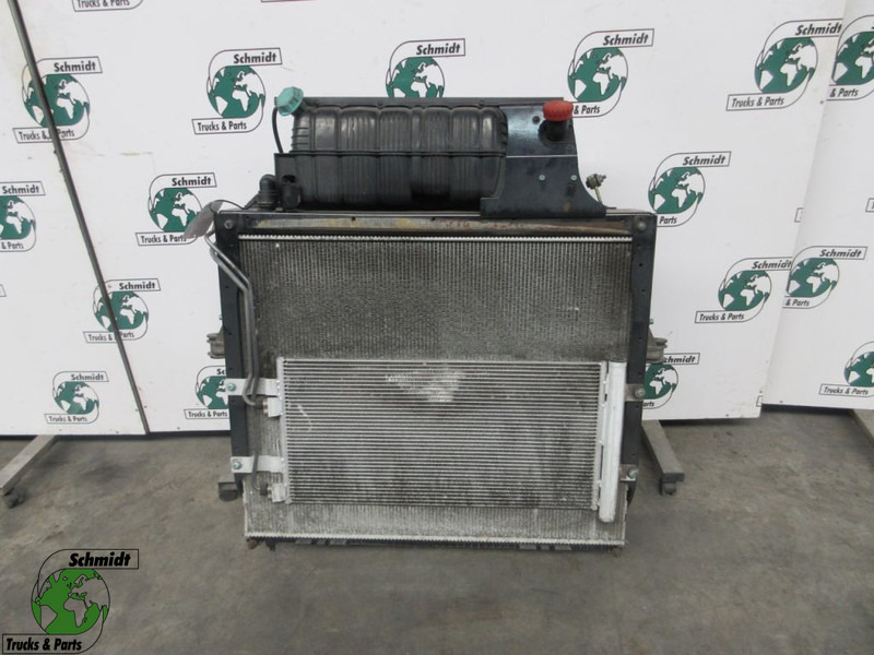 MAN 81.06101-0076 - 81.06101-0073 / RADIATEUR TGS EURO 6 - 라디에이터 트럭 용 : 사진 1 MAN 81.06101-0076 - 81.06101-0073 / RADIATEUR TGS EURO 6 - 라디에이터 트럭 용 : 사진 1