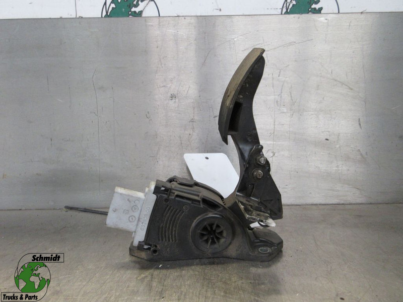 MAN 81.25970-6103 Gaspedaal - 페달 트럭 용 : 사진 1 MAN 81.25970-6103 Gaspedaal - 페달 트럭 용 : 사진 1