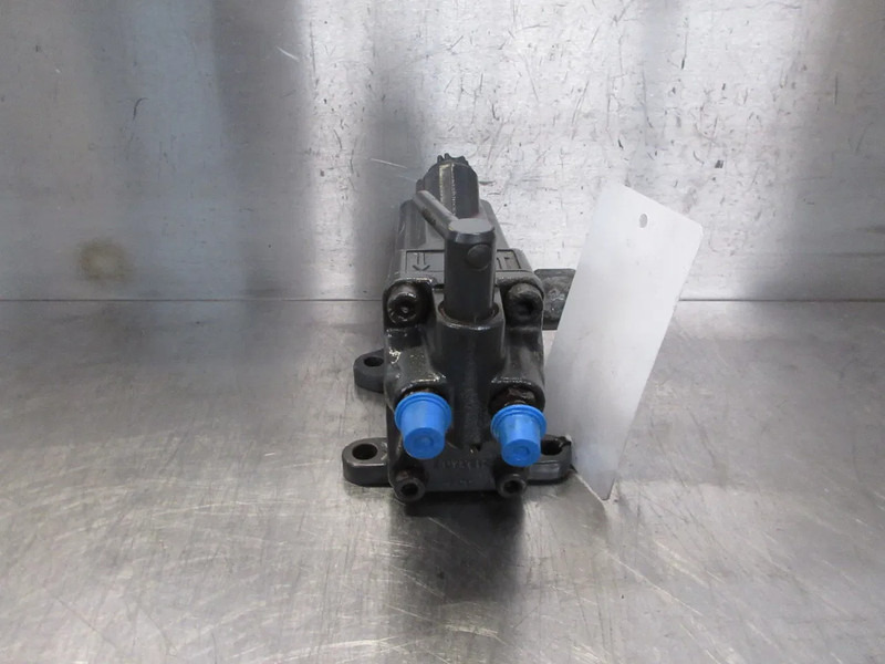 Mercedes-Benz A 001 553 59 01 // A 001 553 00 01 KANTELPOMP ATEGO EURO 6 - 운전실 및 내부 트럭 용 : 사진 2 Mercedes-Benz A 001 553 59 01 // A 001 553 00 01 KANTELPOMP ATEGO EURO 6 - 운전실 및 내부 트럭 용 : 사진 2