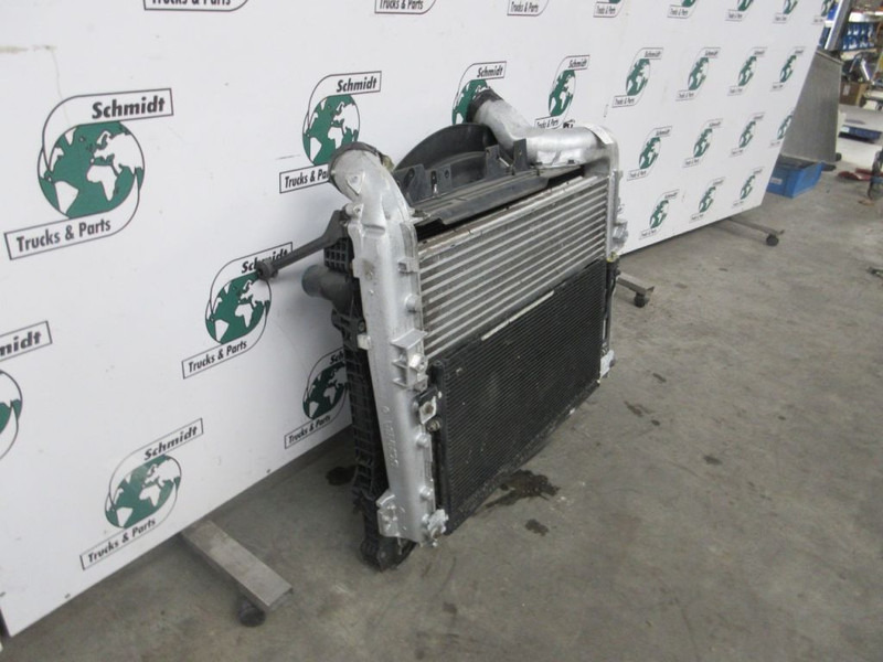 Scania 1769999/1847233/ RADIATEUR INTERCOOLER SCANIA P270 EURO 5 - 라디에이터 트럭 용 : 사진 2 Scania 1769999/1847233/ RADIATEUR INTERCOOLER SCANIA P270 EURO 5 - 라디에이터 트럭 용 : 사진 2