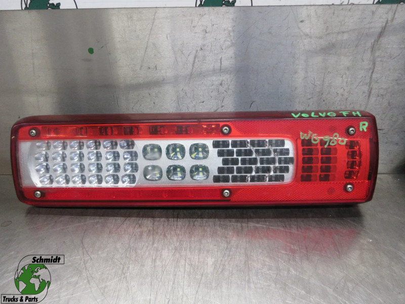 Volvo 84195505 ACHTERLAMP VOLVO FH500 LINKS EURO 6 MODEL 2020 - 미등 트럭 용 : 사진 1 Volvo 84195505 ACHTERLAMP VOLVO FH500 LINKS EURO 6 MODEL 2020 - 미등 트럭 용 : 사진 1