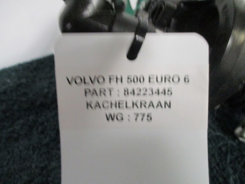 Volvo 84223445 KACHEL KRAAN FH 500 EURO 6 - 난방/ 환기 트럭 용 : 사진 3 Volvo 84223445 KACHEL KRAAN FH 500 EURO 6 - 난방/ 환기 트럭 용 : 사진 3