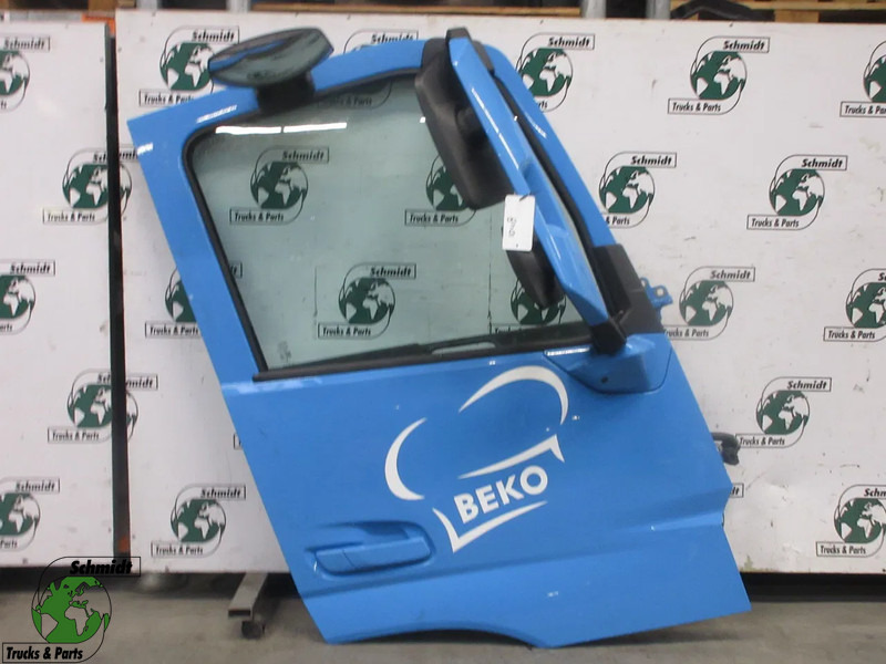 Volvo 84235902 DEUR RECHTS VOLVO FM 330 MODEL 2023 NIEUWE TYPE - 도어 및 부품 트럭 용 : 사진 1 Volvo 84235902 DEUR RECHTS VOLVO FM 330 MODEL 2023 NIEUWE TYPE - 도어 및 부품 트럭 용 : 사진 1