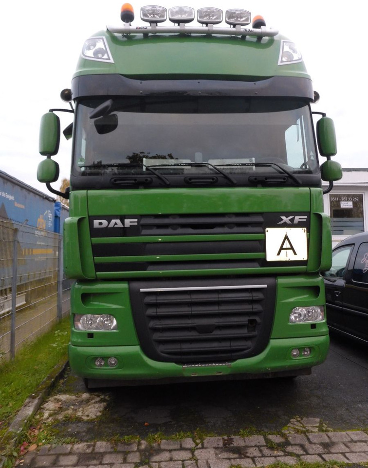 DAF XF 510 aus Werkverkehr 6 x 2 510PS Top-Zustan - 후크 리프트 트럭 : 사진 3 DAF XF 510 aus Werkverkehr 6 x 2 510PS Top-Zustan - 후크 리프트 트럭 : 사진 3