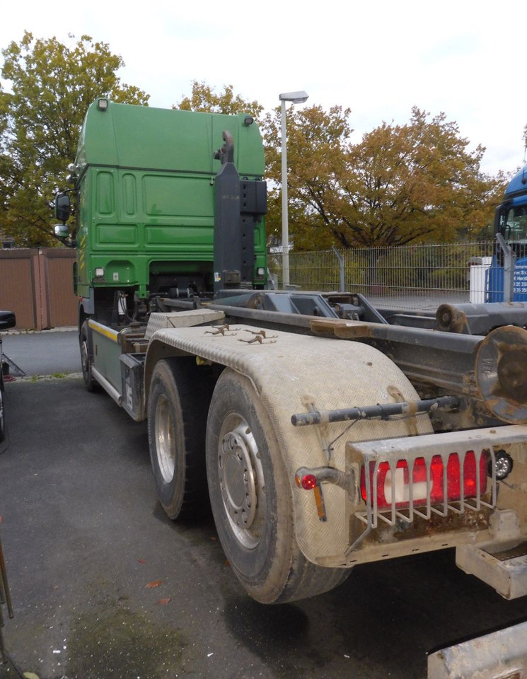 DAF XF 510 aus Werkverkehr 6 x 2 510PS Top-Zustan - 후크 리프트 트럭 : 사진 5 DAF XF 510 aus Werkverkehr 6 x 2 510PS Top-Zustan - 후크 리프트 트럭 : 사진 5