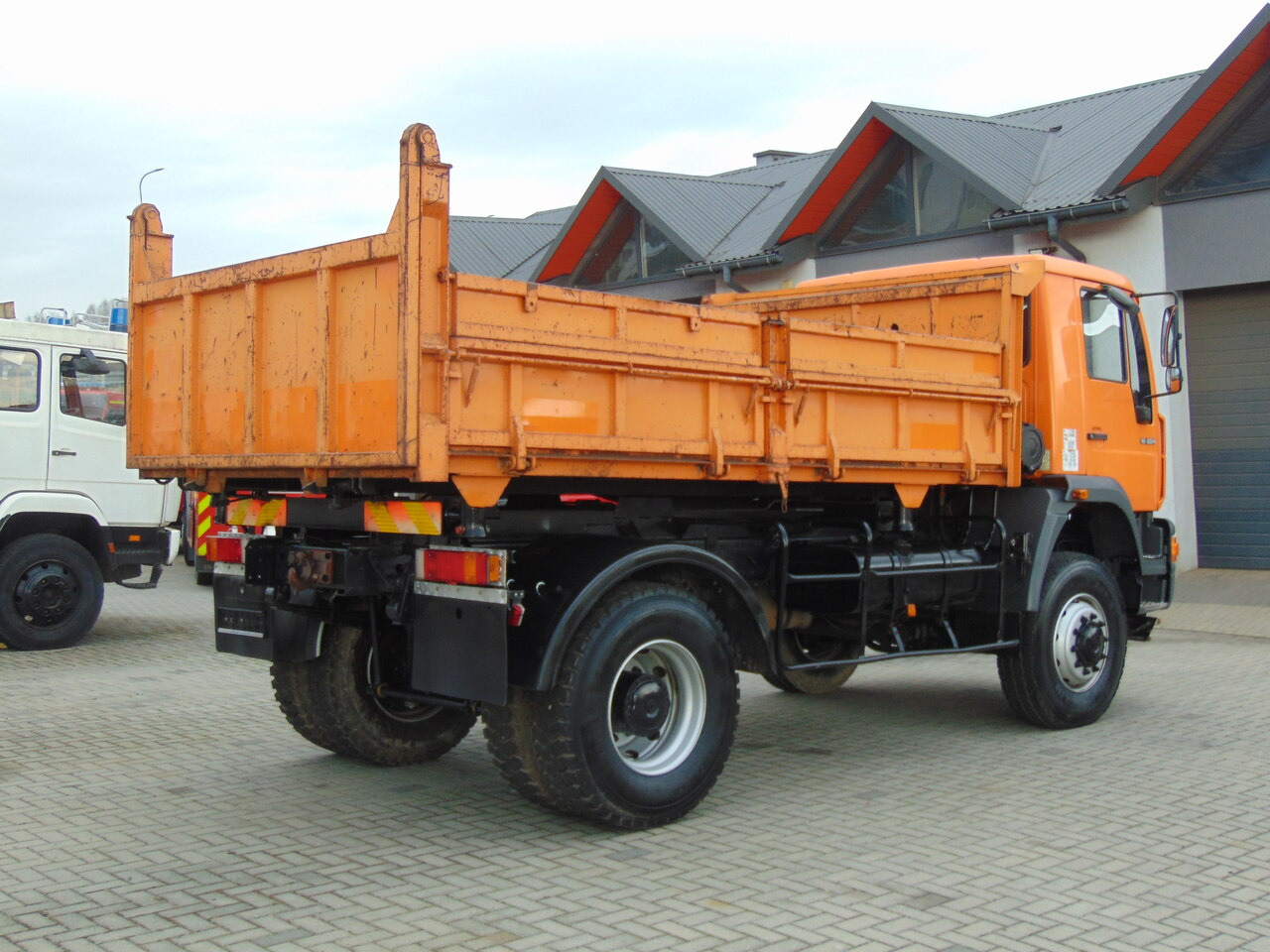 MAN 18-224 4x4 KIPER - 덤프트럭 : 사진 4 MAN 18-224 4x4 KIPER - 덤프트럭 : 사진 4