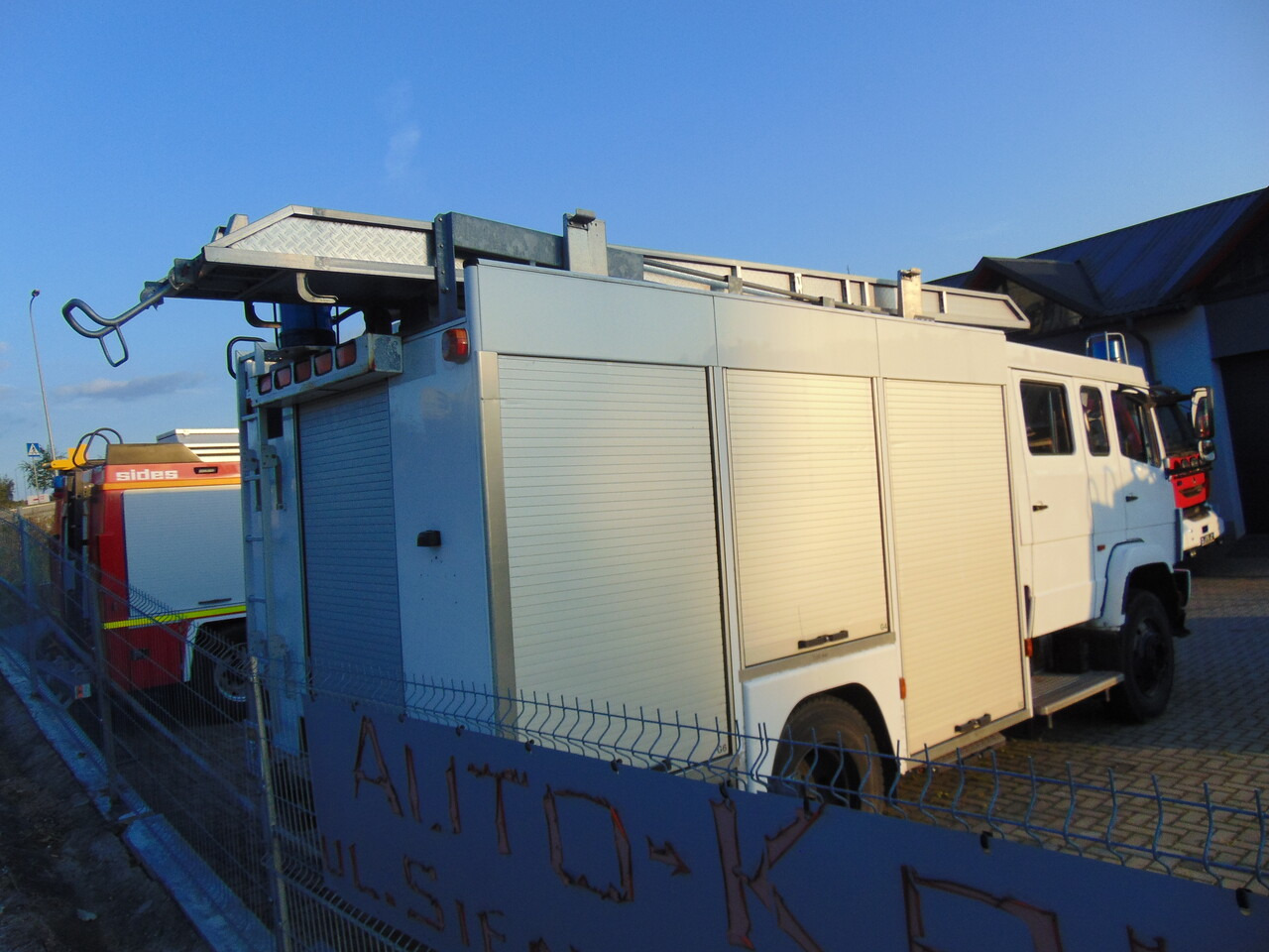 MERCEDES-BENZ 1124AF 4x4 MAGIRUS - 소방차 : 사진 4 MERCEDES-BENZ 1124AF 4x4 MAGIRUS - 소방차 : 사진 4