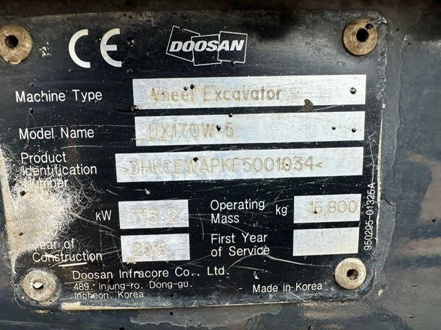 Doosan DX170W - 휠 굴삭기 : 사진 5 Doosan DX170W - 휠 굴삭기 : 사진 5