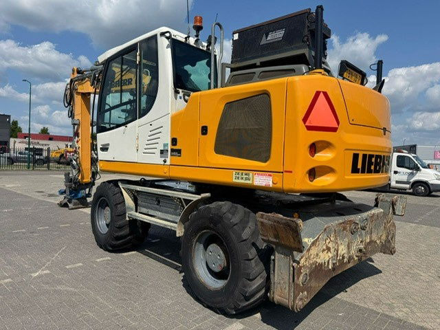 Liebherr A916 + Rototilt - 휠 굴삭기 : 사진 2 Liebherr A916 + Rototilt - 휠 굴삭기 : 사진 2
