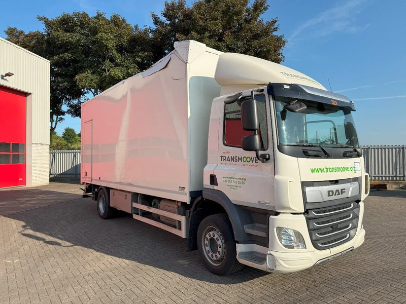 DAF CF 230 / ENGINE RUNNING / ONLY:286284 KM / ACC / LWDS / PLATFORM 2000 KG / 3SEATS / AUTOMATIC / EURO-6 / 2018 - 박스 트럭 : 사진 2 DAF CF 230 / ENGINE RUNNING / ONLY:286284 KM / ACC / LWDS / PLATFORM 2000 KG / 3SEATS / AUTOMATIC / EURO-6 / 2018 - 박스 트럭 : 사진 2