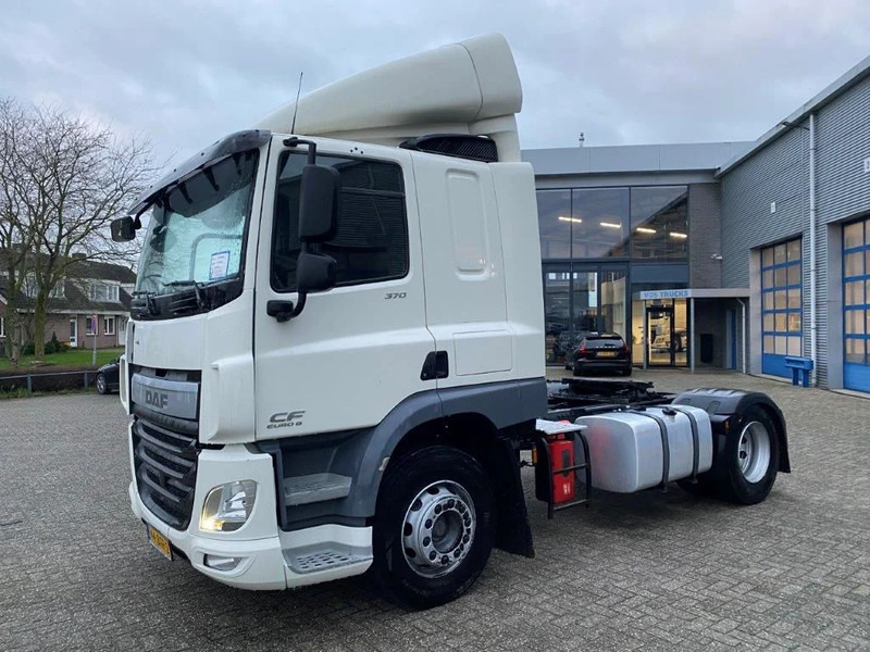 DAF CF370 / NICE CLEAN NL TRUCK / TYRES 80% / AUTOMATIC / EURO-6 / 2015 - 트랙터 유닛 : 사진 1 DAF CF370 / NICE CLEAN NL TRUCK / TYRES 80% / AUTOMATIC / EURO-6 / 2015 - 트랙터 유닛 : 사진 1