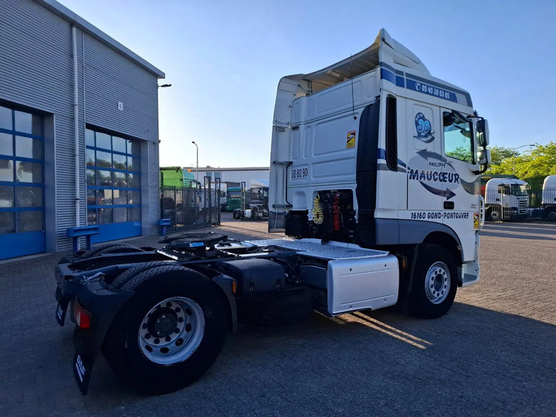 DAF XF106-460 / INTARDER / DEB / MANUAL / AIRCO / CLEAN TRUCK / EURO-6 / 2014 - 트랙터 유닛 : 사진 5 DAF XF106-460 / INTARDER / DEB / MANUAL / AIRCO / CLEAN TRUCK / EURO-6 / 2014 - 트랙터 유닛 : 사진 5