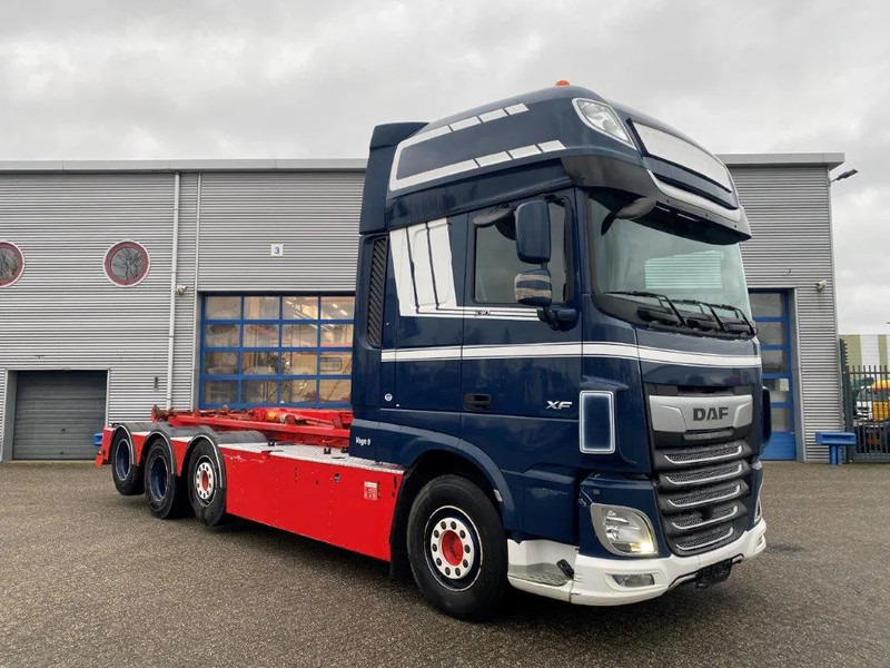 DAF XF106-530 8X2 / AJK HOOKLIFT 25000KG / 9 TON FRONT AXLE / NAVI / ONLY:612482 KM / SSC / AUTOMATIC / EURO-6 / 2019 - 후크 리프트 트럭 : 사진 2 DAF XF106-530 8X2 / AJK HOOKLIFT 25000KG / 9 TON FRONT AXLE / NAVI / ONLY:612482 KM / SSC / AUTOMATIC / EURO-6 / 2019 - 후크 리프트 트럭 : 사진 2