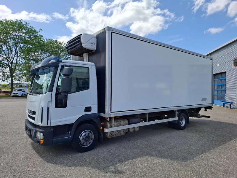 Iveco EuroCargo 120 / COOL TRUCK / CARRIER XARIOS 600 / PLATFORM 2000KG / ONLY:340634 KM / AIRCO / MANUAL / EURO-6 / 2014 - 등온 트럭 : 사진 1 Iveco EuroCargo 120 / COOL TRUCK / CARRIER XARIOS 600 / PLATFORM 2000KG / ONLY:340634 KM / AIRCO / MANUAL / EURO-6 / 2014 - 등온 트럭 : 사진 1