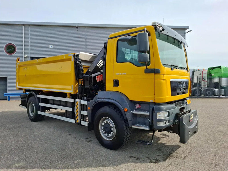 MAN TGM 18.250 / 4X4 / NL TRUCK / TUV:30-04-2026 / 118783 KM / HMF 1110 K2 / ROTATOR / GOOD TYRES / FULL-STEEL / DRUM BRAKES / MANUA - 덤프트럭, 크레인 트럭 : 사진 4 MAN TGM 18.250 / 4X4 / NL TRUCK / TUV:30-04-2026 / 118783 KM / HMF 1110 K2 / ROTATOR / GOOD TYRES / FULL-STEEL / DRUM BRAKES / MANUA - 덤프트럭, 크레인 트럭 : 사진 4