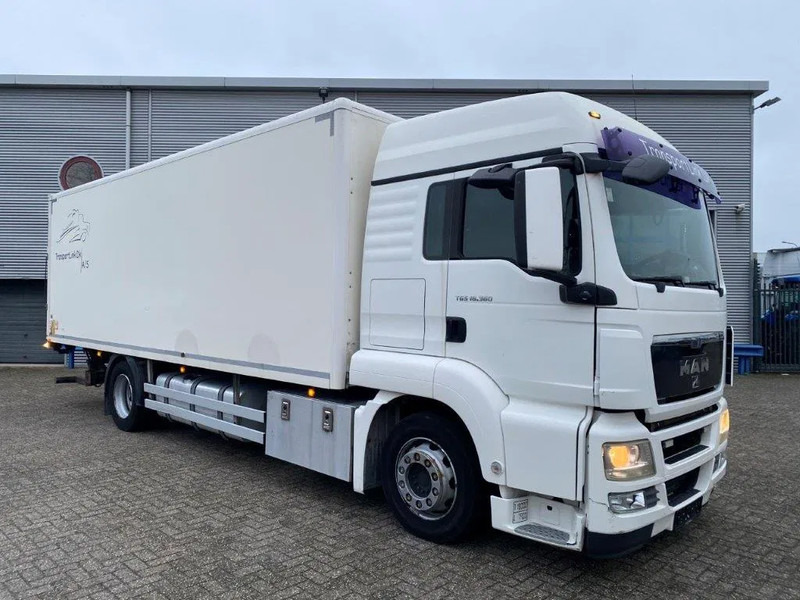 MAN TGS18.360 / HEATED BOX / FULL-AIR / PLATFORM / ONLY:392217 KM / MANUAL / EURO-4 / 2008 - 박스 트럭 : 사진 2 MAN TGS18.360 / HEATED BOX / FULL-AIR / PLATFORM / ONLY:392217 KM / MANUAL / EURO-4 / 2008 - 박스 트럭 : 사진 2
