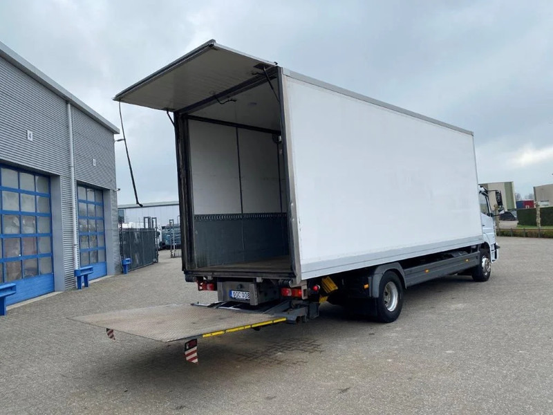 Mercedes-Benz ATEGO 1624 / AUTOMATIC / CLOSED BOX / SIDE DOORS / AIRCO / LWDS / FCW / EURO-6 / 2016 - 박스 트럭 : 사진 4 Mercedes-Benz ATEGO 1624 / AUTOMATIC / CLOSED BOX / SIDE DOORS / AIRCO / LWDS / FCW / EURO-6 / 2016 - 박스 트럭 : 사진 4