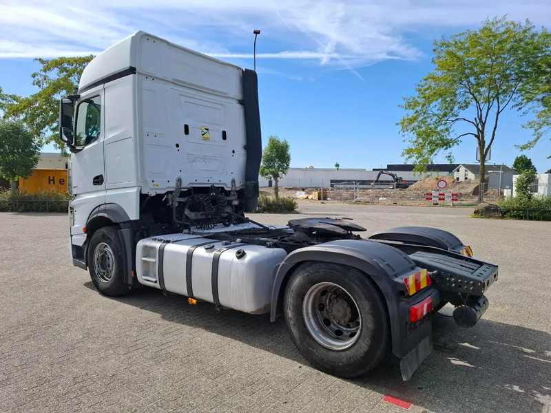 Mercedes-Benz Actros 1945 / HYDRAULICS / LWDS / GEN2 V2 TACHO / 2XBED / FRIDGE / AUTOMATIC / EURO-6 / 2018 - 트랙터 유닛 : 사진 3 Mercedes-Benz Actros 1945 / HYDRAULICS / LWDS / GEN2 V2 TACHO / 2XBED / FRIDGE / AUTOMATIC / EURO-6 / 2018 - 트랙터 유닛 : 사진 3