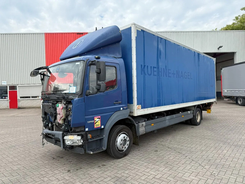Mercedes-Benz Atego 1218 / ENGINE RUNNING / ONLY:204997 KM / CLOSED BOX / PLATFORM 1500KG / LWDS / AIRCO / AUTOMATIC / EURO-6 / 2017 - 박스 트럭 : 사진 1 Mercedes-Benz Atego 1218 / ENGINE RUNNING / ONLY:204997 KM / CLOSED BOX / PLATFORM 1500KG / LWDS / AIRCO / AUTOMATIC / EURO-6 / 2017 - 박스 트럭 : 사진 1