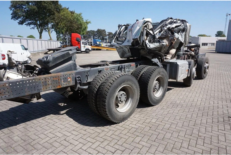 Renault C460 / 8X4 / BIG AXLE / FULL STEEL / 2 X LENKACHSE / EURO-6 / 2022 - 캡 새시 트럭 : 사진 4 Renault C460 / 8X4 / BIG AXLE / FULL STEEL / 2 X LENKACHSE / EURO-6 / 2022 - 캡 새시 트럭 : 사진 4