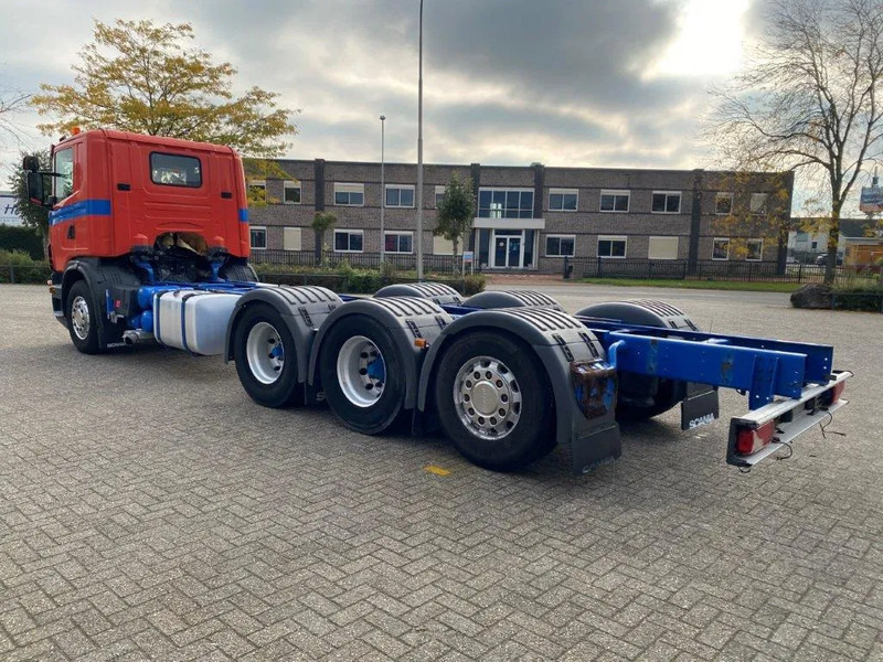 Scania G400 / 8X4 / 9TON FRONT AXLE / PTO / LIFT+LENKACHSE / ALCOA'S / AIRCO / MANUAL / EURO-5 / 2011 - 캡 새시 트럭 : 사진 3 Scania G400 / 8X4 / 9TON FRONT AXLE / PTO / LIFT+LENKACHSE / ALCOA'S / AIRCO / MANUAL / EURO-5 / 2011 - 캡 새시 트럭 : 사진 3