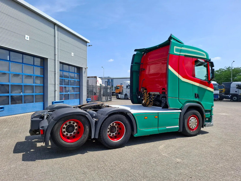 Scania NGS R580 V8 / RETARDER / HYDRAULICS / FULL-AIR / ONLY:644971 KM / LWDS / NAVI / FRIDGE / AUTOMATIC / EURO-6 / 2017 - 트랙터 유닛 : 사진 5 Scania NGS R580 V8 / RETARDER / HYDRAULICS / FULL-AIR / ONLY:644971 KM / LWDS / NAVI / FRIDGE / AUTOMATIC / EURO-6 / 2017 - 트랙터 유닛 : 사진 5