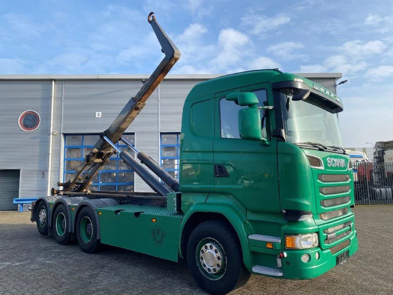 Scania R520 V8 / 8X4 / BIG AXLE / AJK HOOKLIFT 30TON / LIFT+LENKACHSE / NAVI / LEATHER / FULL-AIR / AUTOMATIC / EURO-6 / 2015 - 후크 리프트 트럭 : 사진 2 Scania R520 V8 / 8X4 / BIG AXLE / AJK HOOKLIFT 30TON / LIFT+LENKACHSE / NAVI / LEATHER / FULL-AIR / AUTOMATIC / EURO-6 / 2015 - 후크 리프트 트럭 : 사진 2