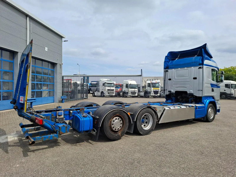 Scania R580 V8 / RETARDER / LIFT+LENKACHSE / FULL-AIR / PLATFORM 2000 KG / LEATHER / AIRCO / AUTOMATIC / EURO-6 / 2015 - 캡 새시 트럭 : 사진 5 Scania R580 V8 / RETARDER / LIFT+LENKACHSE / FULL-AIR / PLATFORM 2000 KG / LEATHER / AIRCO / AUTOMATIC / EURO-6 / 2015 - 캡 새시 트럭 : 사진 5