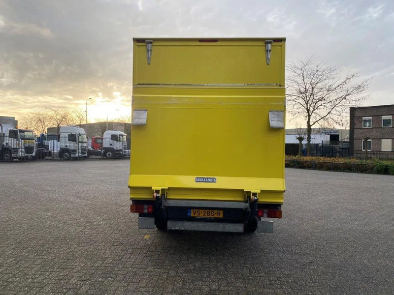 Volkswagen Crafter / NL VAN / PLATFORM / DOUBLE AIR REAR / TEMPOMAAT / AIRCO / ONLY:228596 KM / MANUAL / EURO- / 2015 - 패널 밴 : 사진 5 Volkswagen Crafter / NL VAN / PLATFORM / DOUBLE AIR REAR / TEMPOMAAT / AIRCO / ONLY:228596 KM / MANUAL / EURO- / 2015 - 패널 밴 : 사진 5