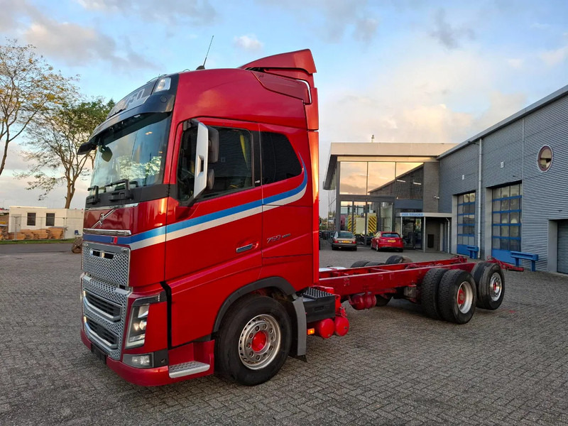 Volvo FH16-750 / BIG AXLE / VEB+ / ONLY:679711 KM / DYNAMIC STEERING / NAVI / LWDS / FULL-AIR / AUTOMATIC / EURO-6 / 2018 - 캡 새시 트럭 : 사진 1 Volvo FH16-750 / BIG AXLE / VEB+ / ONLY:679711 KM / DYNAMIC STEERING / NAVI / LWDS / FULL-AIR / AUTOMATIC / EURO-6 / 2018 - 캡 새시 트럭 : 사진 1