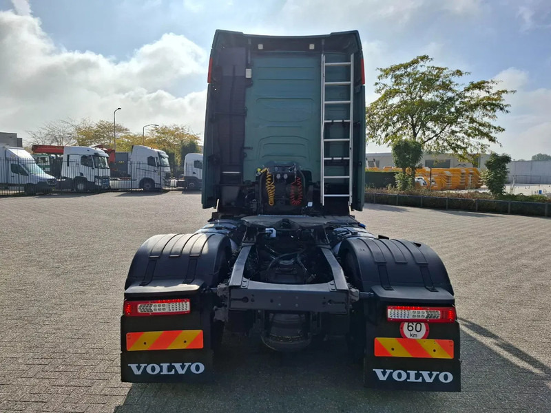 Volvo FH4-460 / VEB+ / DOUBLE TANK / FRIDGE / AIRCO / AUTOMATIC / EURO-6 / 2014 - 트랙터 유닛 : 사진 4 Volvo FH4-460 / VEB+ / DOUBLE TANK / FRIDGE / AIRCO / AUTOMATIC / EURO-6 / 2014 - 트랙터 유닛 : 사진 4