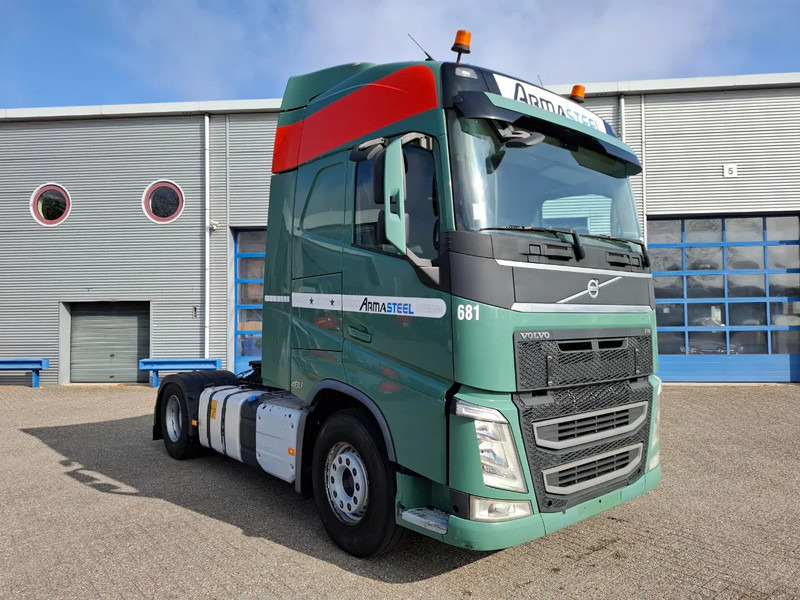 Volvo FH4-460 / VEB+ / DOUBLE TANK / FRIDGE / AIRCO / AUTOMATIC / EURO-6 / 2014 - 트랙터 유닛 : 사진 2 Volvo FH4-460 / VEB+ / DOUBLE TANK / FRIDGE / AIRCO / AUTOMATIC / EURO-6 / 2014 - 트랙터 유닛 : 사진 2