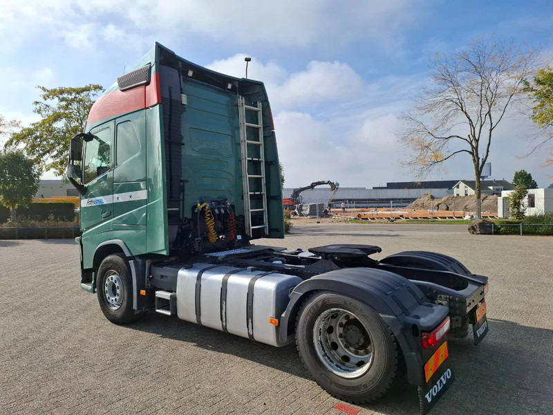 Volvo FH4-460 / VEB+ / DOUBLE TANK / FRIDGE / AIRCO / AUTOMATIC / EURO-6 / 2014 - 트랙터 유닛 : 사진 3 Volvo FH4-460 / VEB+ / DOUBLE TANK / FRIDGE / AIRCO / AUTOMATIC / EURO-6 / 2014 - 트랙터 유닛 : 사진 3