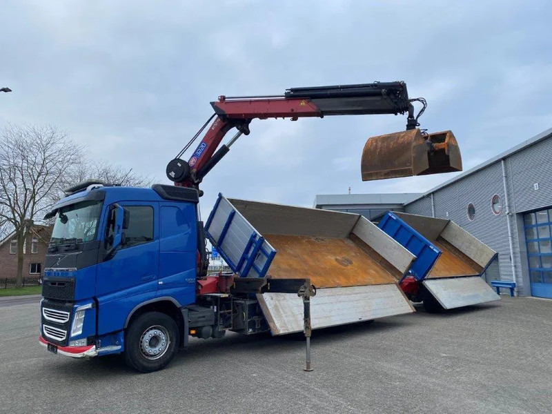 Volvo FH4-500 / HMF 3220K-RC / REMOTE / ROTATOR / 3SIDE TIPPER / DYNAMIC STEERING / ONLY:302623 KM / AUTOMATIC / EURO-6 / 2017 - 크레인 트럭 : 사진 2 Volvo FH4-500 / HMF 3220K-RC / REMOTE / ROTATOR / 3SIDE TIPPER / DYNAMIC STEERING / ONLY:302623 KM / AUTOMATIC / EURO-6 / 2017 - 크레인 트럭 : 사진 2
