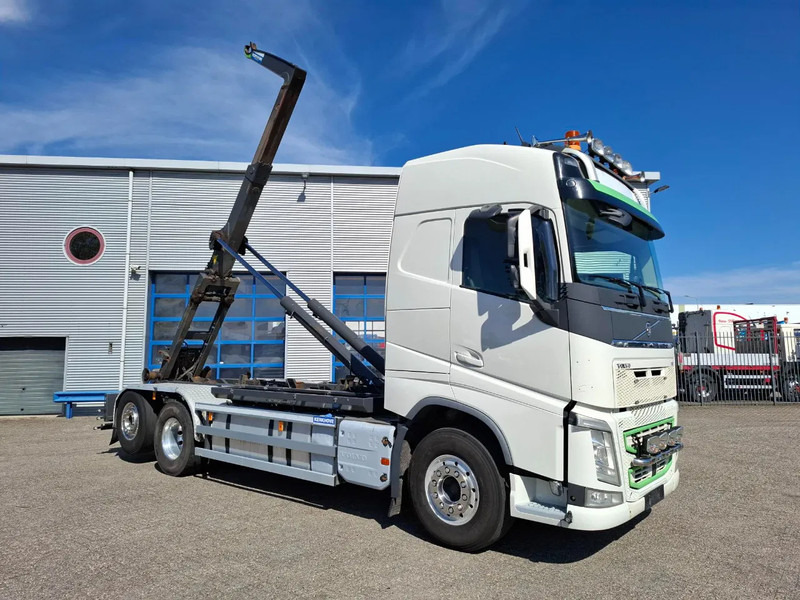 Volvo FH4-500 / VEB+ / HOOK 22 TON / LIFT+LENKACHSE / TUV:02-02-2026 / FULL-AIR / LWDS / NAVI / ALCOA / AUTOMATIC / EURO-6 / 2017 - 후크 리프트 트럭 : 사진 3 Volvo FH4-500 / VEB+ / HOOK 22 TON / LIFT+LENKACHSE / TUV:02-02-2026 / FULL-AIR / LWDS / NAVI / ALCOA / AUTOMATIC / EURO-6 / 2017 - 후크 리프트 트럭 : 사진 3